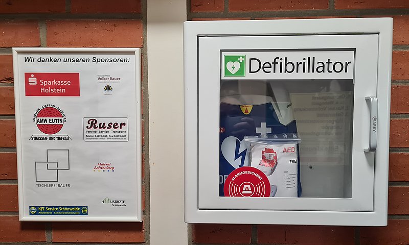 Defibrillator FRED PA-1 Vollautomat 10Y des Amtes Ostholstein-Mitte